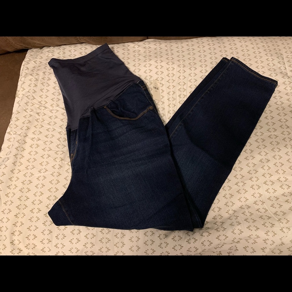 Old navy maternity jeans
